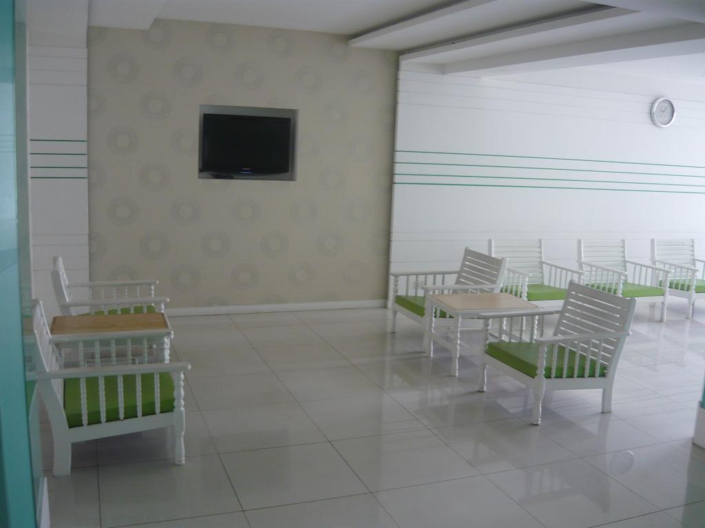 Morakot Twin Chumphon Hotel Exterior foto