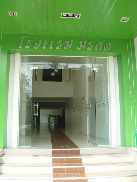 Morakot Twin Chumphon Hotel Exterior foto