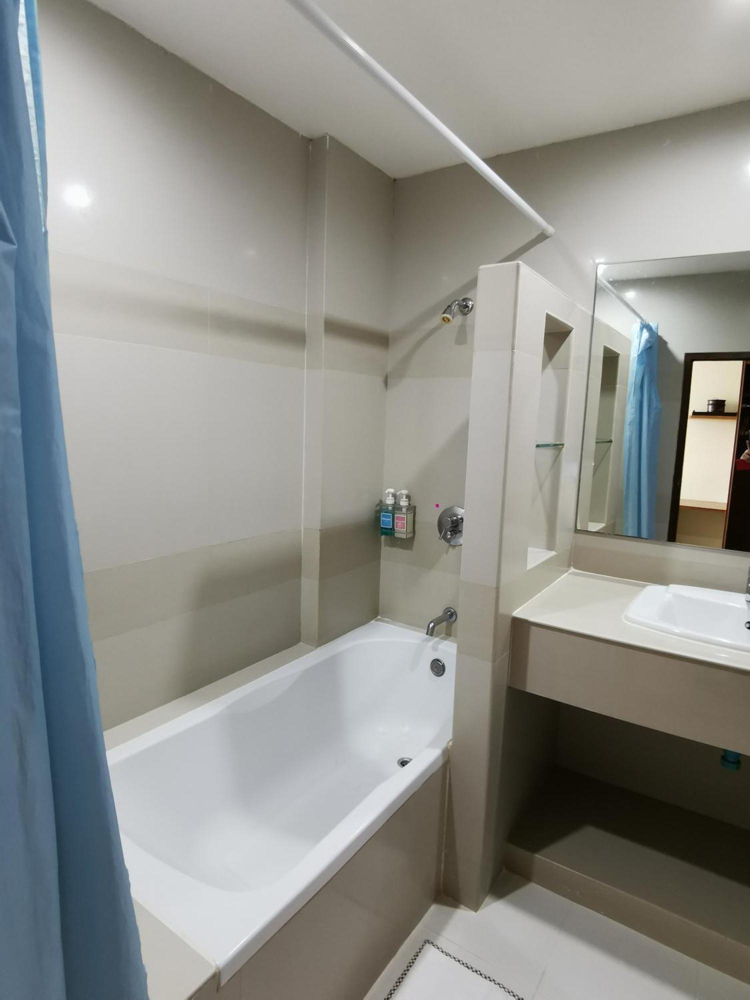 Morakot Twin Chumphon Hotel Exterior foto