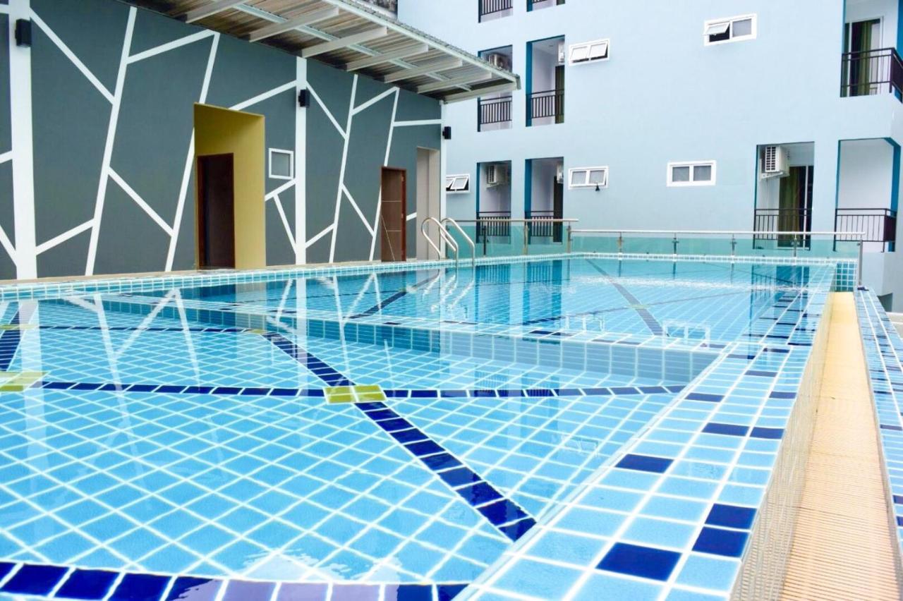 Morakot Twin Chumphon Hotel Exterior foto