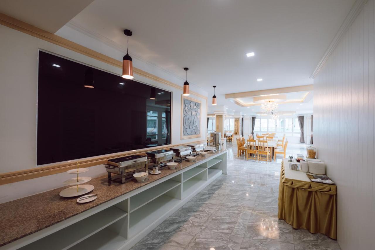 Morakot Twin Chumphon Hotel Exterior foto