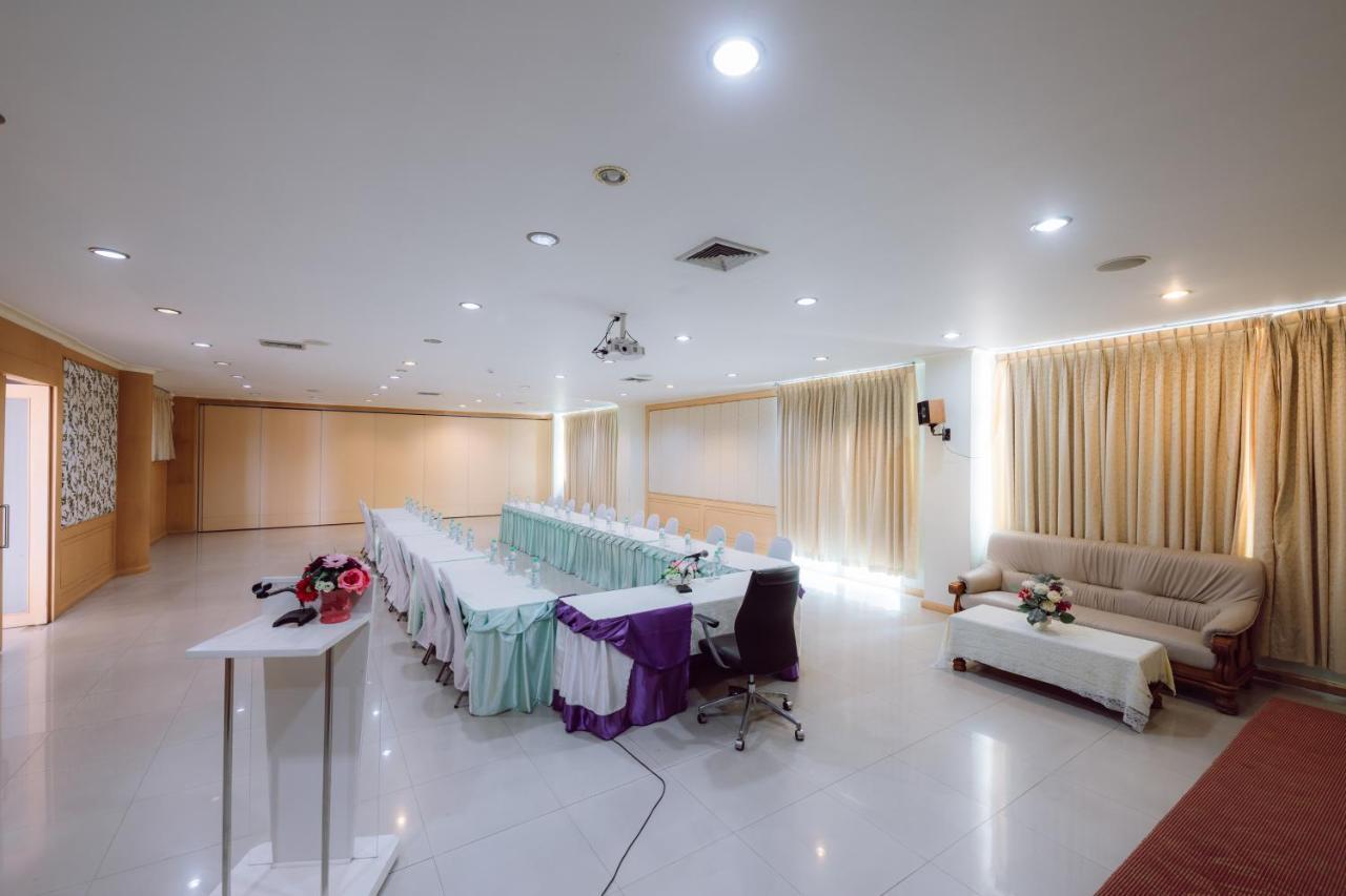 Morakot Twin Chumphon Hotel Exterior foto